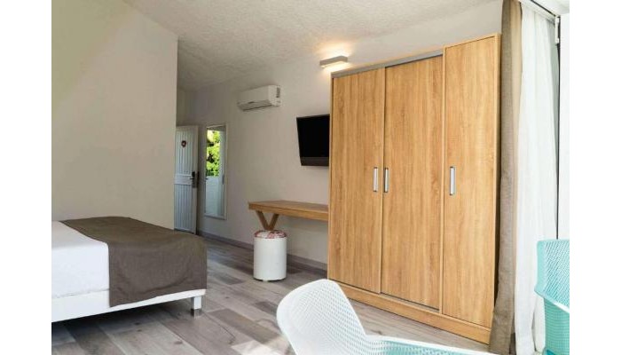 Coral Azur Beach Resort (Trou Aux Biches) poza 3