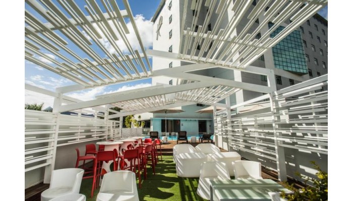 Hennessy Park Hotel poza 12