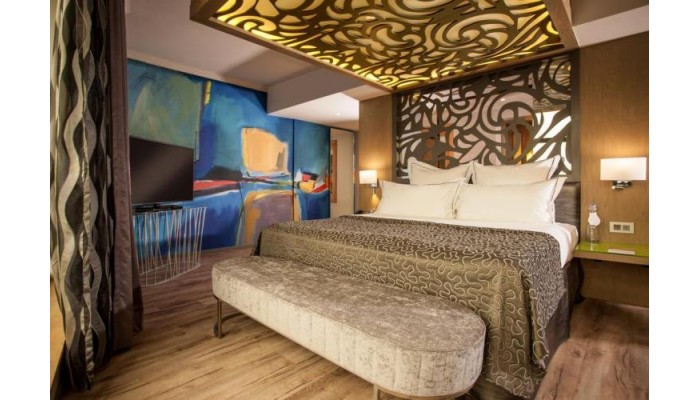 Hennessy Park Hotel poza 3