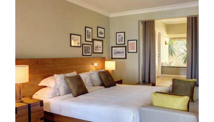 Outrigger Mauritius Beach Resort poza 4